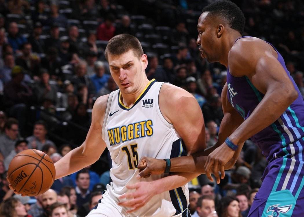 名参加了一 名参加了一