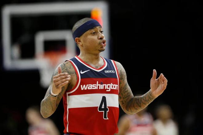 角让打者出 角让打者出